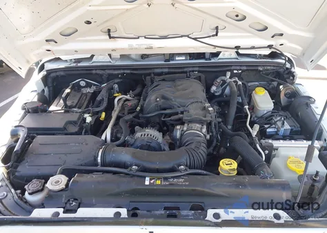 2017 Jeep Wrangler Unlimited Sport 4X4 from USA, damaged, VIN 1C4BJWDG2HL540721